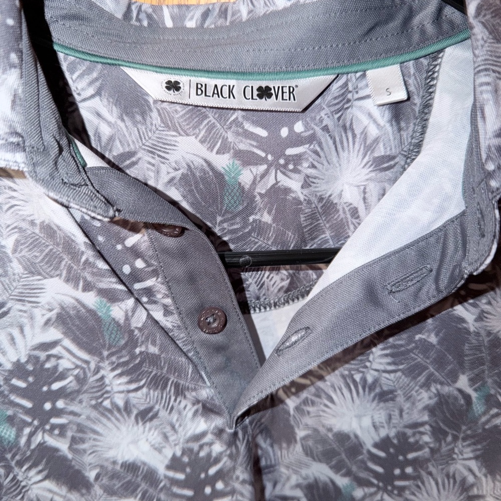Black Clover Gray and Green Patterned Polo Shirt